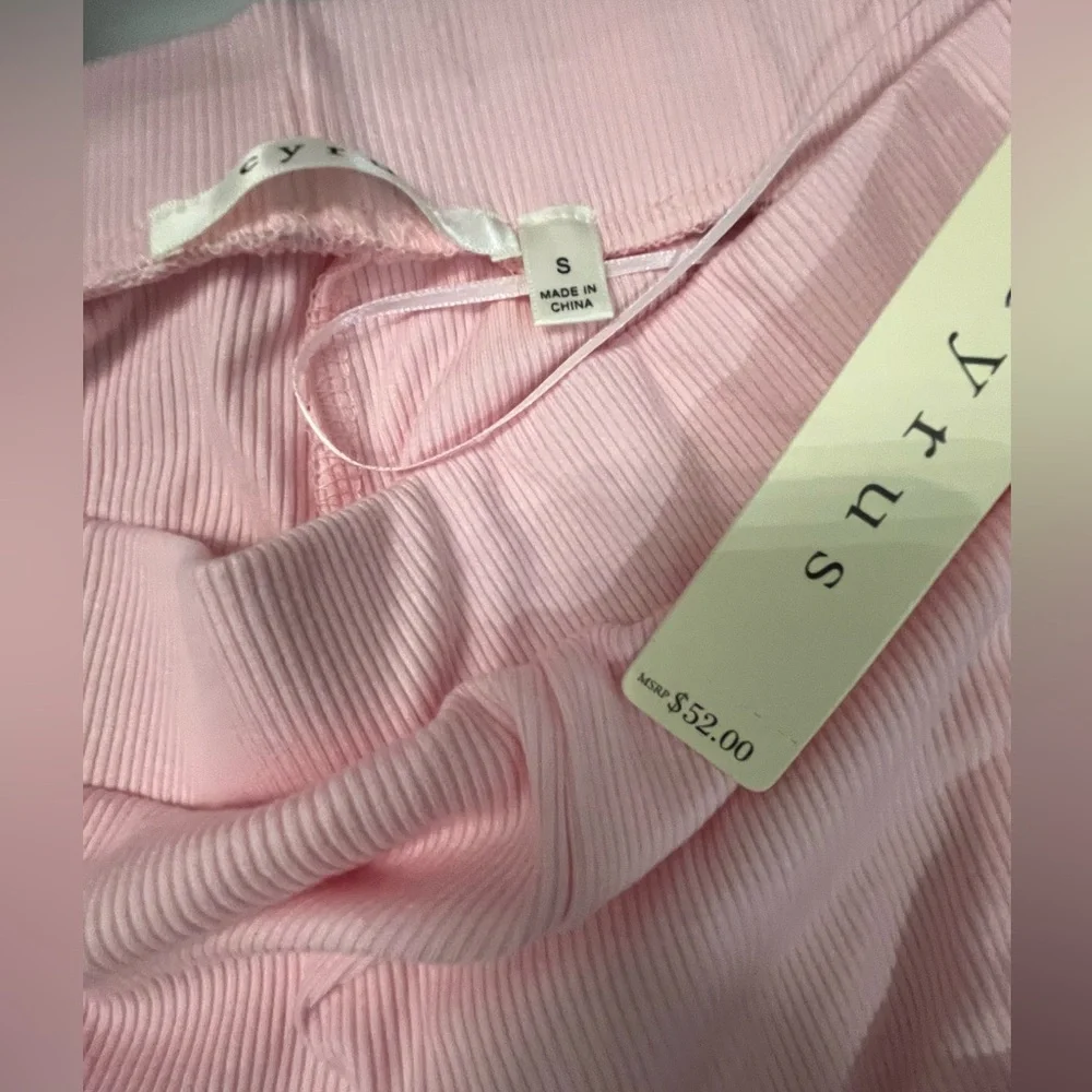 NWT Cyrus Soft Oversized Pink Ribbed Tee and Wide Leg pant Collection Set